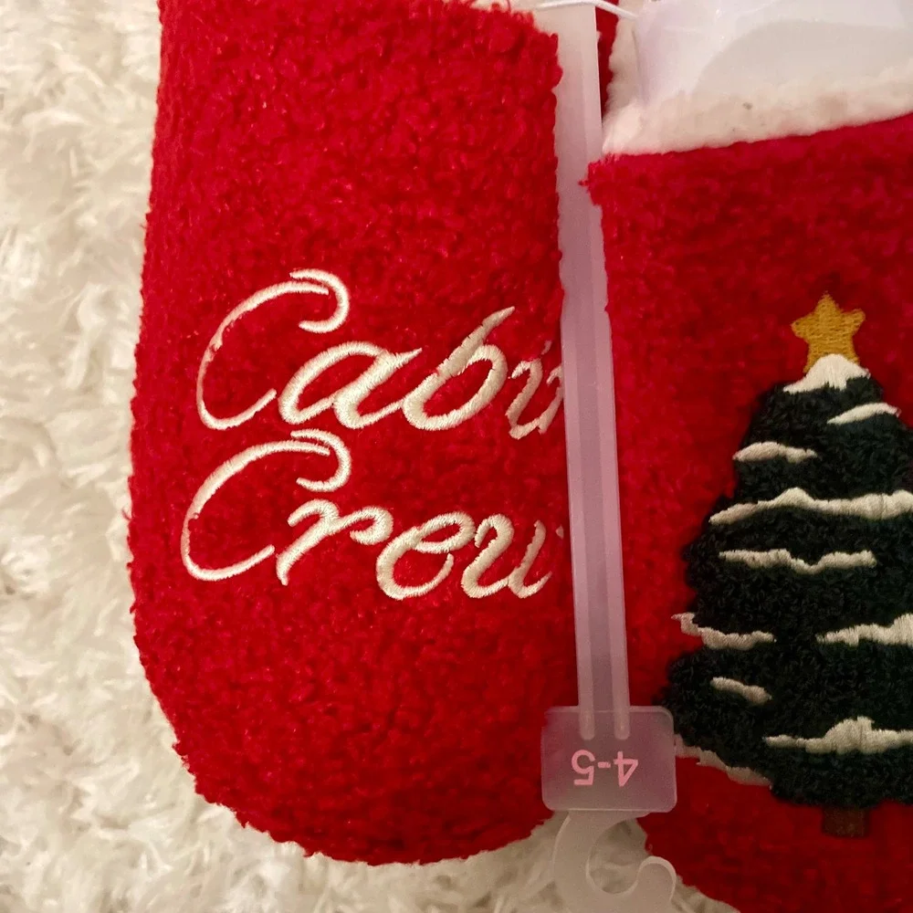 Wonderkids Red Cabin Crew Christmas Slippers‎ Kids Size 4-5